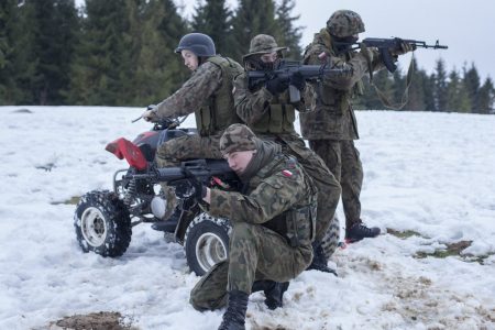 klub militarny półkolonia militarno survivalowa