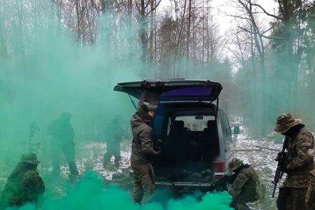 obozy zimowe dla dzieci i młodzieży militarno survivalowe